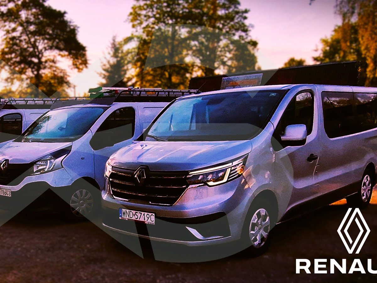 Fotografia floty firmowej ES Serwis – samochody służbowe